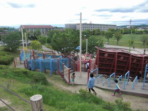 豊田市中央公園 豊田スタジアム 子供の遊び場 愛知県西三河発